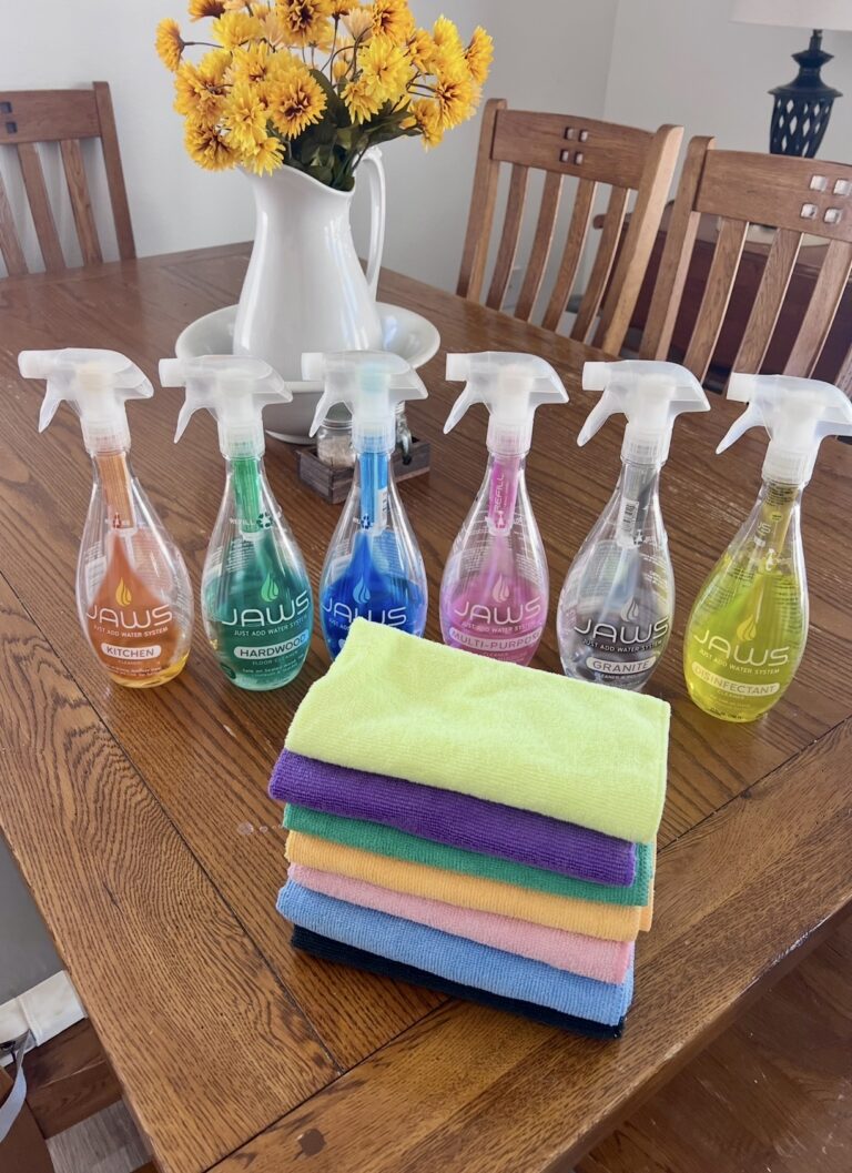 JAWS cleaning supplies and reusable cleaning cloths for spring cleaning